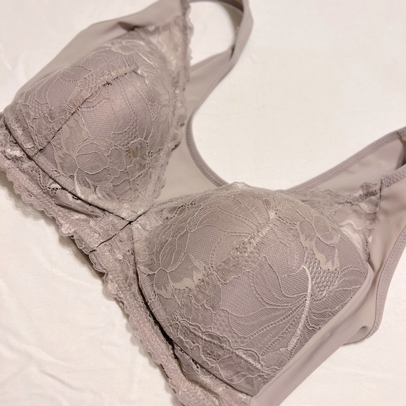 lucy breeze Intimates & Sleepwear Lucy Breeze Lace Front Close